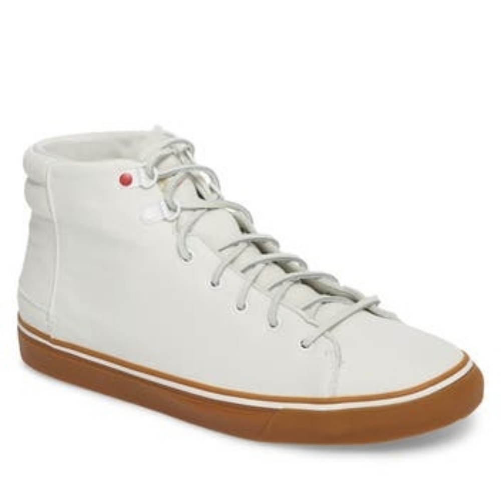 UGG Hoyt Luxe Genuine Shearling High Top Sneak